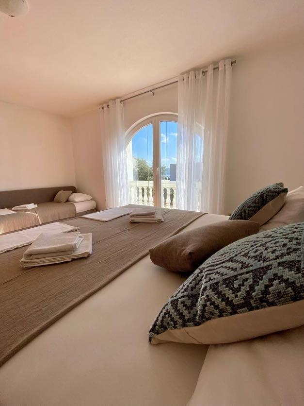 Villa Mihaela - Apartment Ika Cesarica Eksteriør billede