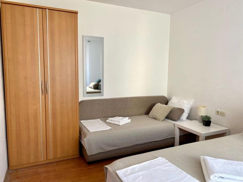 Villa Mihaela - Apartment Ika Cesarica Eksteriør billede
