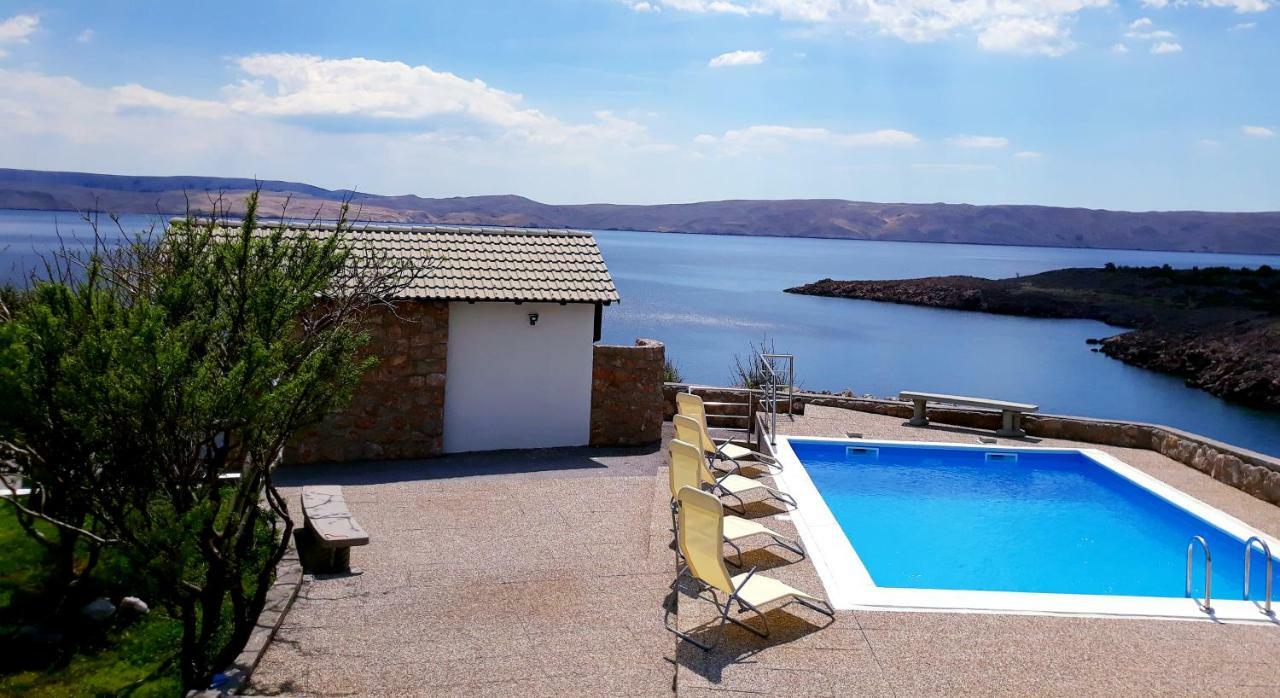 Villa Mihaela - Apartment Ika Cesarica Eksteriør billede