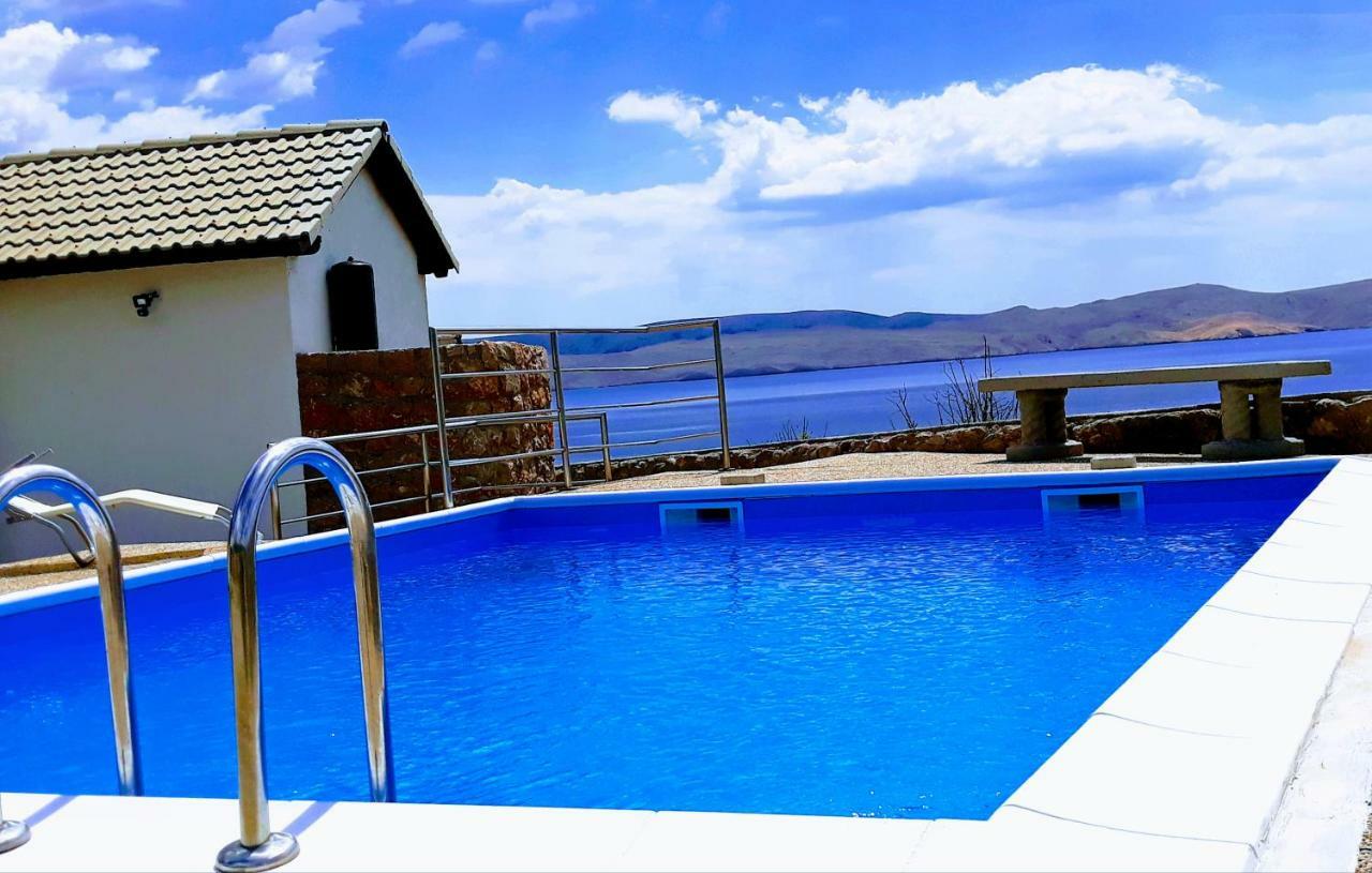 Villa Mihaela - Apartment Ika Cesarica Eksteriør billede